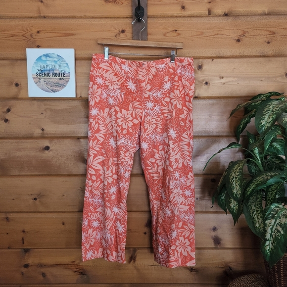 Jade Pants - Jade 💜 Melody Tam Floral Crop Capri Pants Embroidered Beaded Orange‎ 14 X 24"